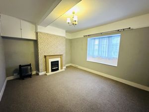 Lounge- click for photo gallery